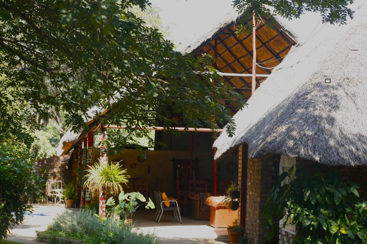 Mawuya Lodge Victoria Falls Exterior photo