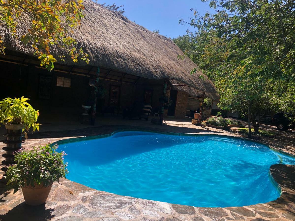 Mawuya Lodge Victoria Falls Exterior photo